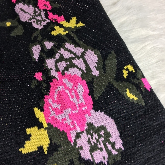 Floral Jacquard Sweater with Back Drawstring - Picture 4 of 7